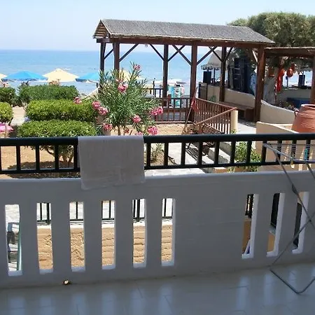 Apartament Camelia & *