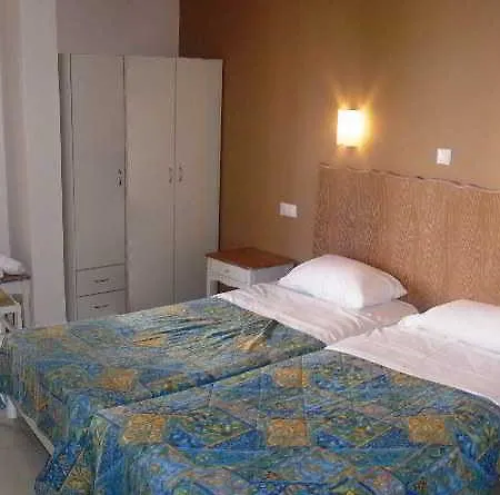 Apartament Camelia & *